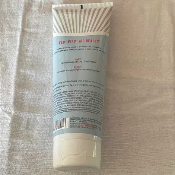 First Aid Beauty Ultra Repair Cream - Picture 2 of 3